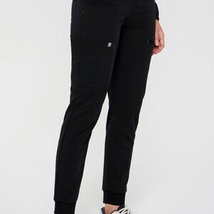 On-Call Scrub Jogger by Fabletics Size XXL/1X